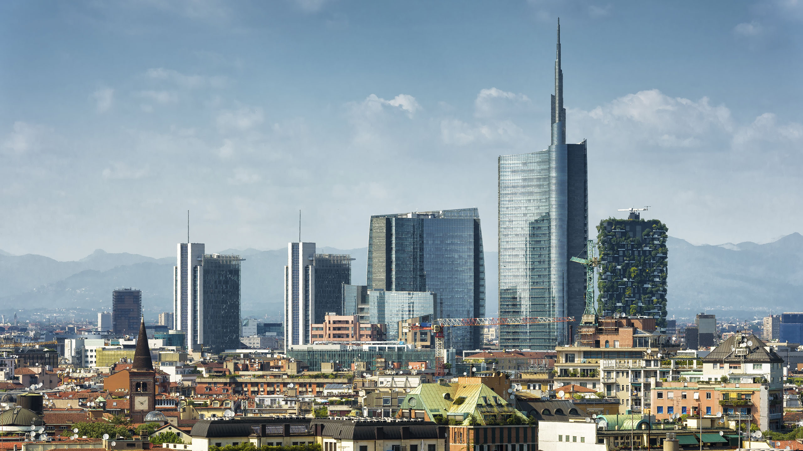 Navigating the Challenges: EU Securitisation Regulation and Its Effects on Investors and Markets