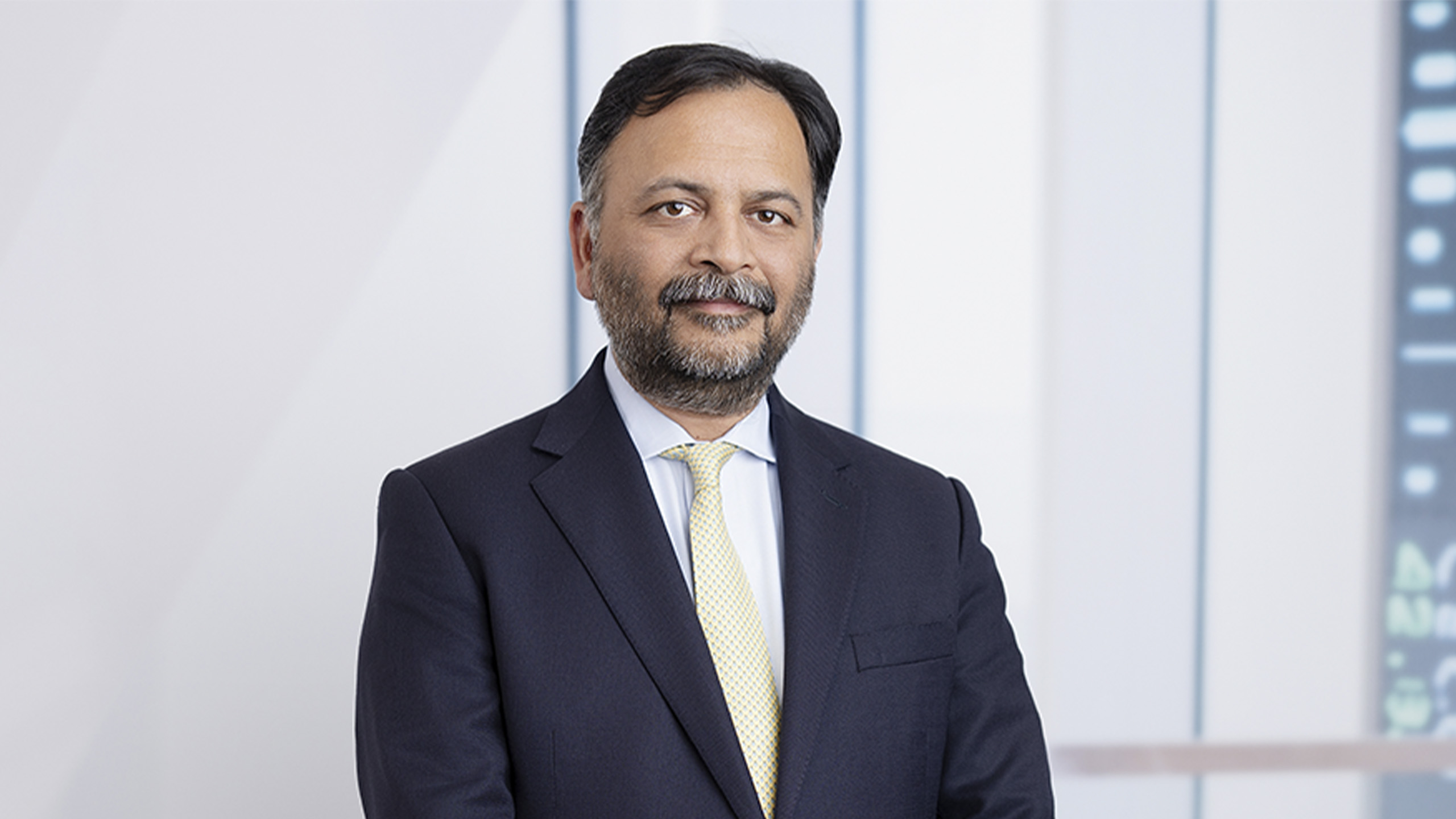 Headshot of Sachin Gupta