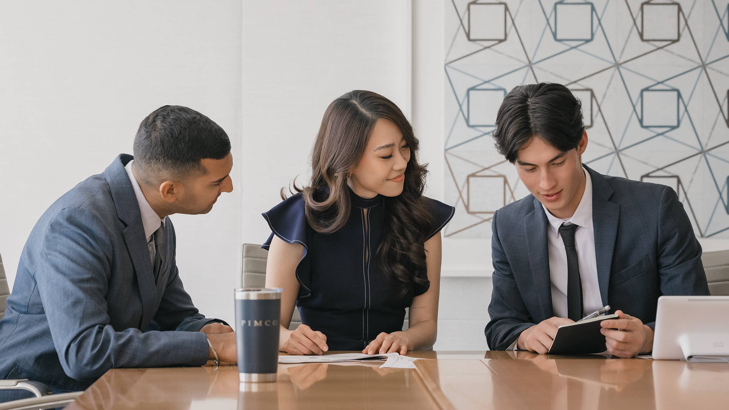 Profile picture of a PIMCO intern.