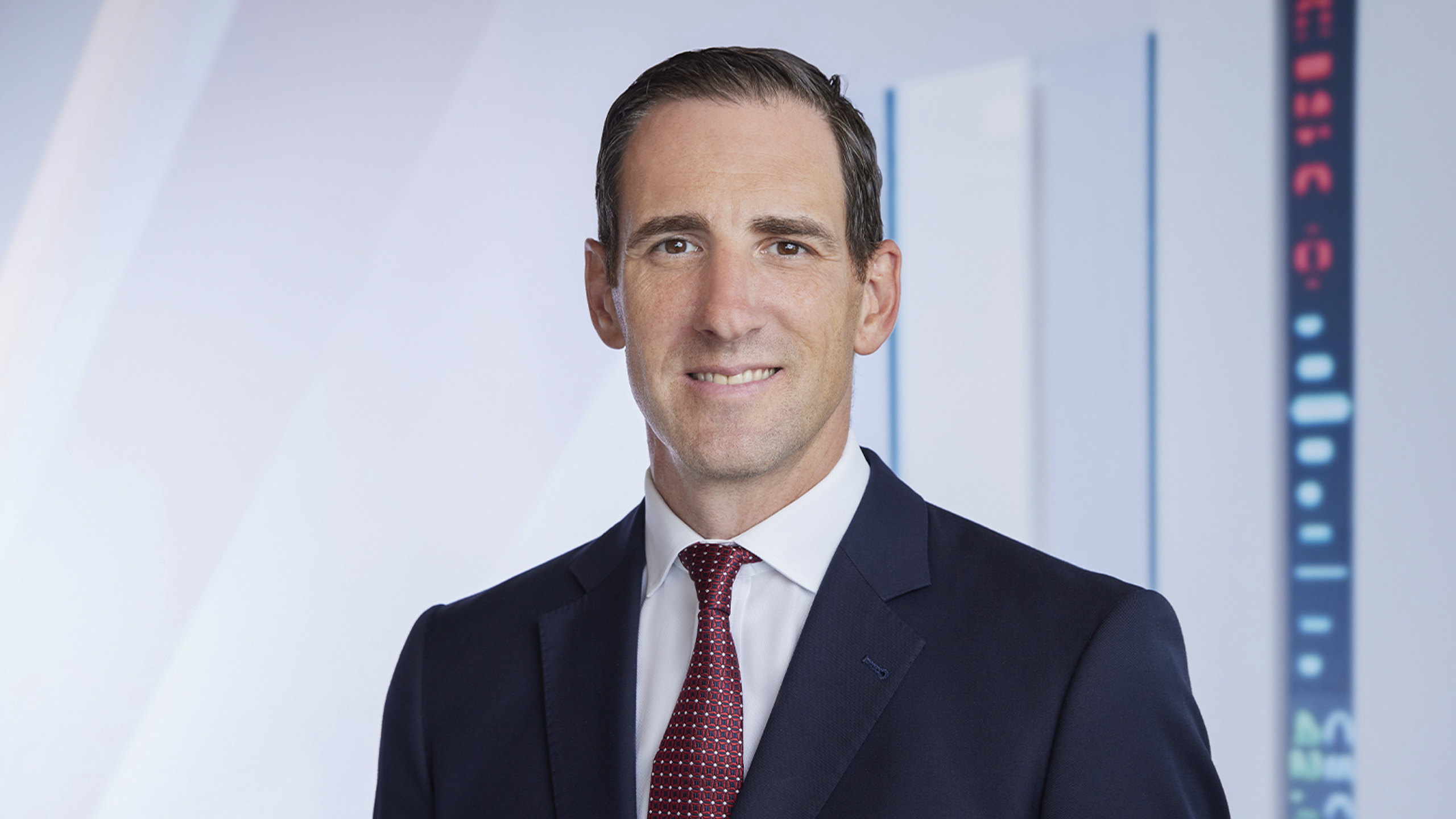 Headshot of Adam Browne