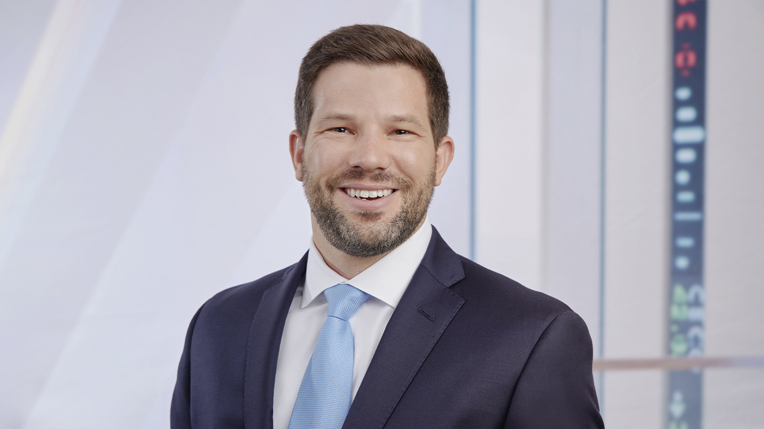 Headshot of Mark Kruzel