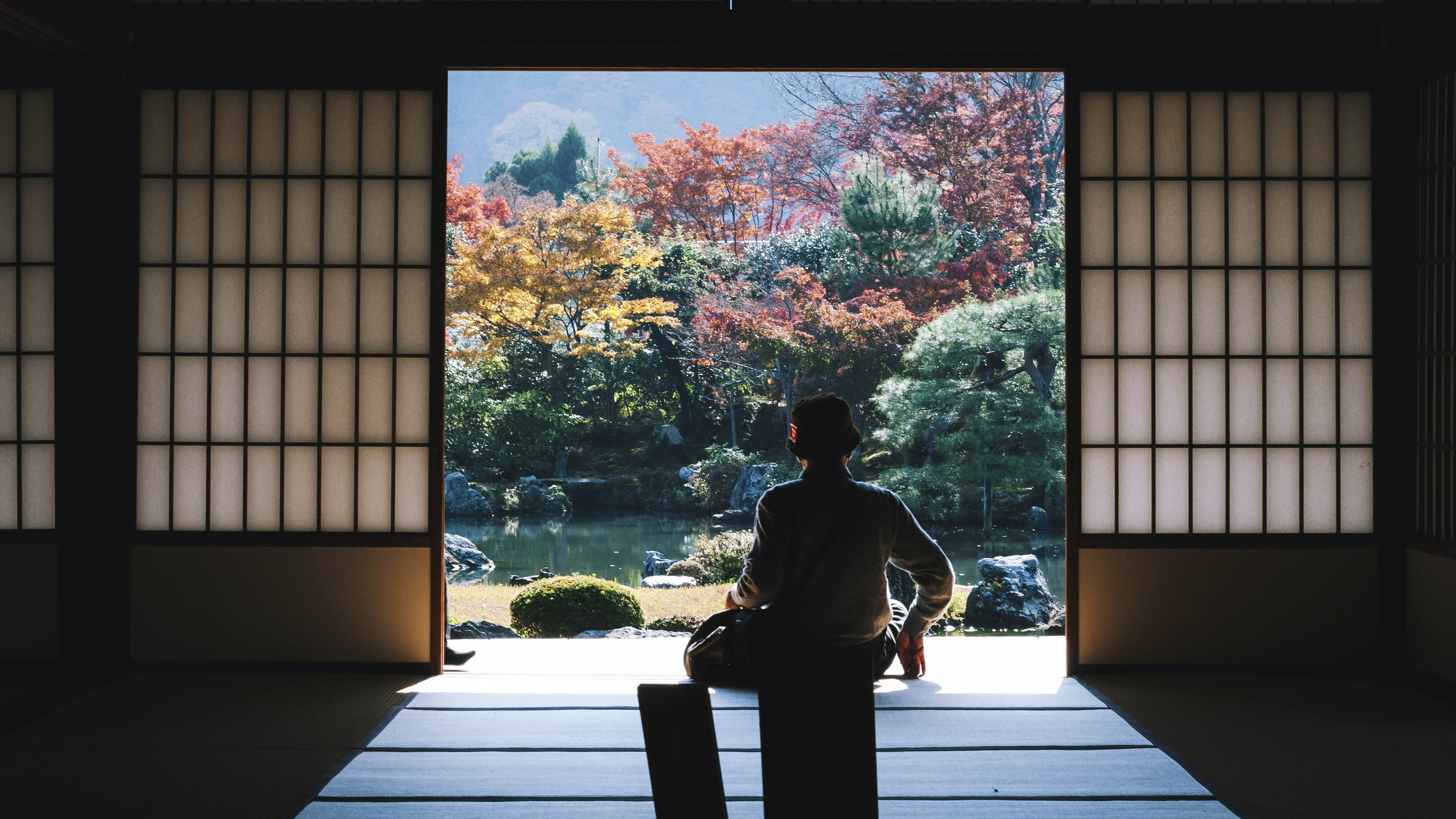 2024 Asia Pacific Market Outlook: 4 Themes Investors Should Watch