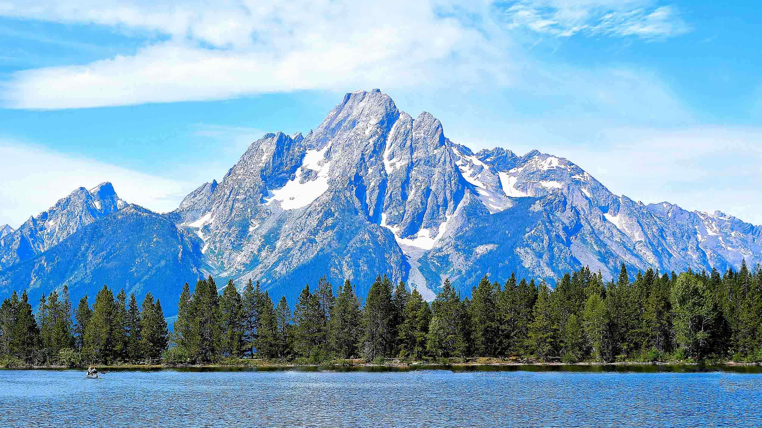 In Jackson Hole, Chair Powell Hints at Near-Term Rate Cuts and Reiterates Long-Term Approach