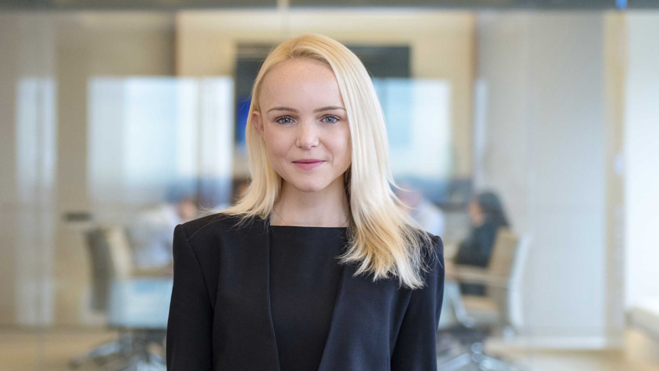 Headshot of Erin Browne