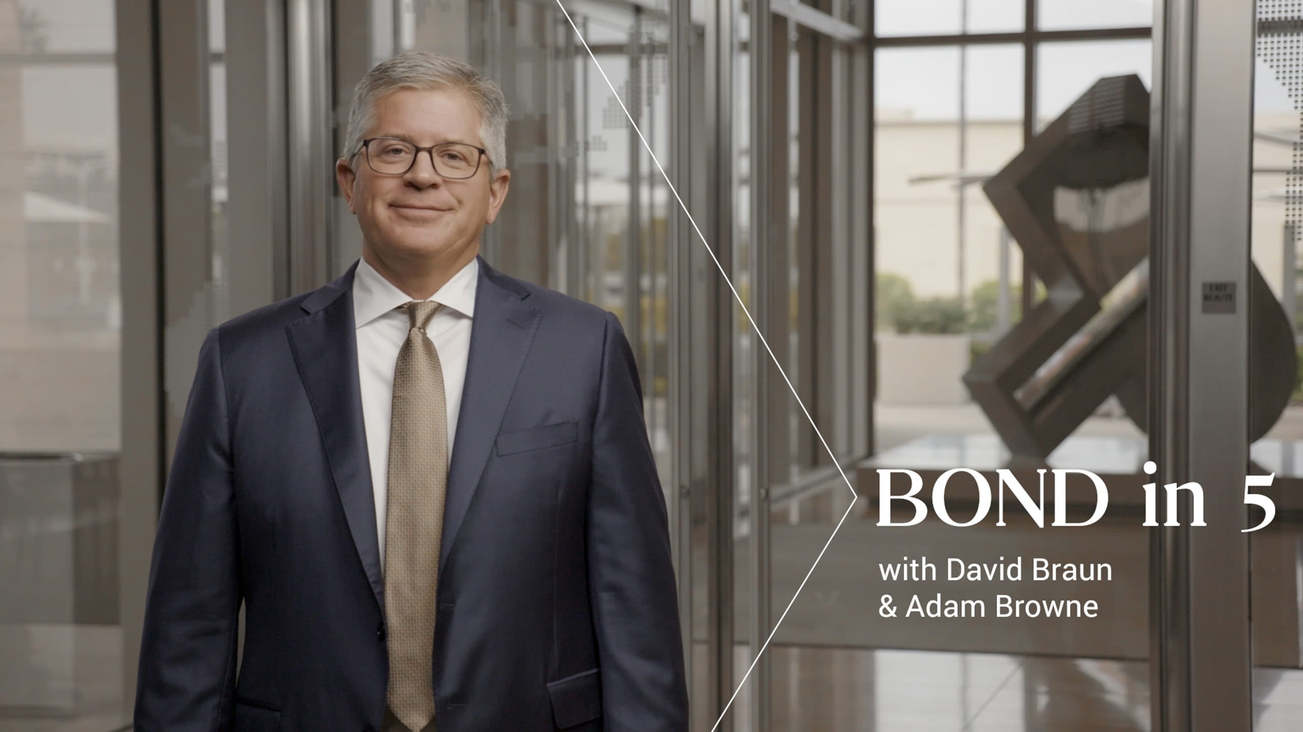 BOND in 5 (video) | PIMCO
